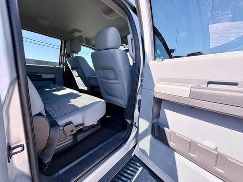 Used 2014 Ford F250 XLT w/ XLT Premium Package image 27