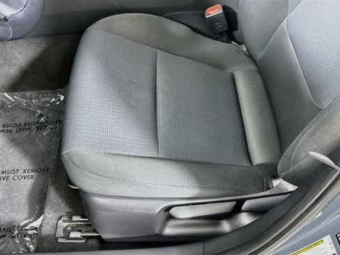 Certified 2024 Toyota Prius LE FWD image 18