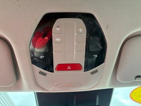 Used 2025 Kia K4 EX FWD image 24