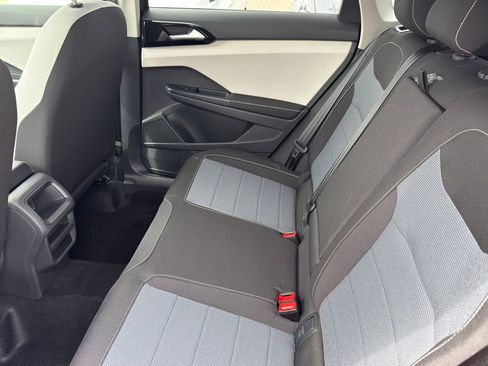 New 2026 Volkswagen Taos S image 29