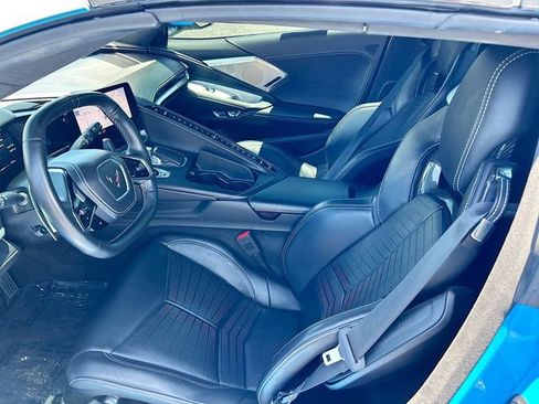 Used 2023 Chevrolet Corvette Stingray Premium Conv w/ Z51 Performance Package RWD image 18