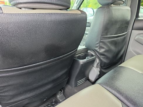Used 2014 Toyota Tacoma 4x4 Double Cab image 17