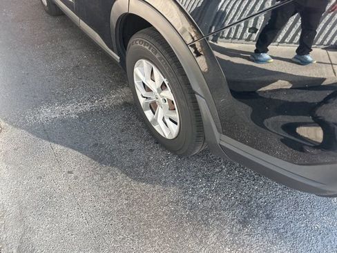 Used 2024 Honda CR-V LX image 8