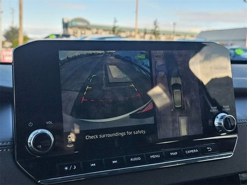 Used 2023 Mitsubishi Outlander SE image 23