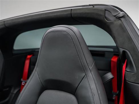 Used 2022 Porsche 911 Targa 4S image 13