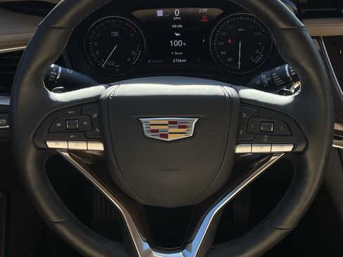 Used 2024 Cadillac XT6 Premium Luxury w/ Platinum Package image 12