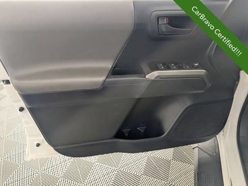 Used 2017 Toyota Tacoma SR5 w/ Tow Package AWD/4WD image 11
