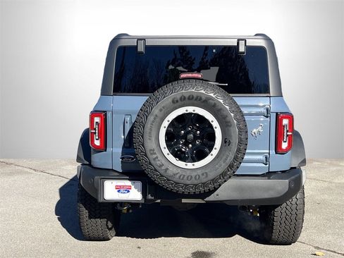 New 2025 Ford Bronco Outer Banks w/ Sasquatch Package image 25