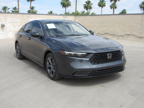 Used 2024 Honda Accord EX-L image 2