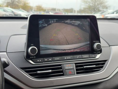 Used 2024 Nissan Altima 2.5 SR image 18