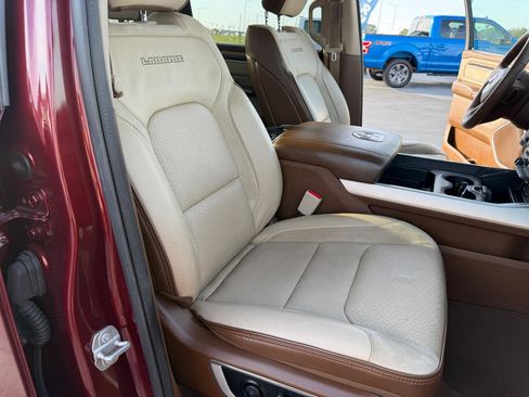 Used 2019 RAM 1500 Laramie AWD/4WD image 15