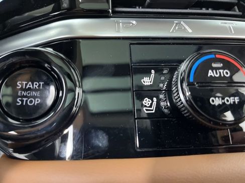 New 2026 Nissan Pathfinder Platinum AWD/4WD image 28