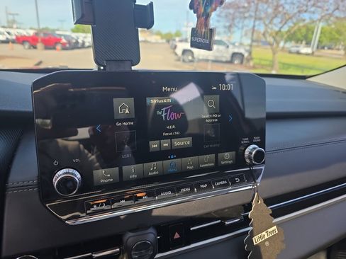 Used 2024 Mitsubishi Outlander SE Black Edition image 19