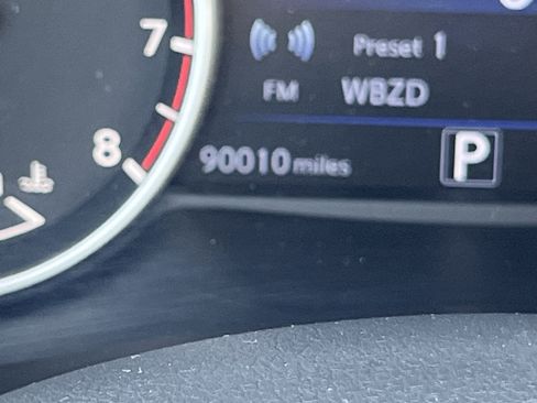 Used 2018 Nissan Murano SV w/ Premium Package image 24