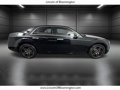 Used 2013 Chrysler 300 C Luxury Series w/ Harman Kardon Audio Group image 8