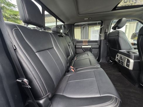 Used 2020 Ford F150 Lariat w/ Equipment Group 502A Luxury AWD/4WD image 10