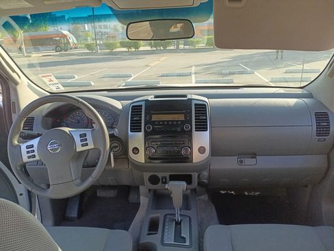 Used 2015 Nissan Frontier S image 13