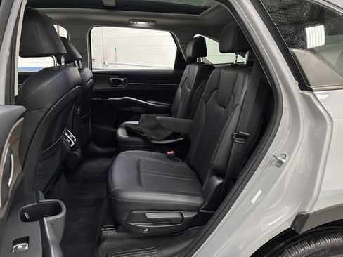 Used 2023 Kia Sorento X-Line EX image 30