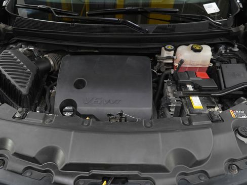 Used 2020 Chevrolet Traverse Premier w/ Redline Edition AWD/4WD image 34