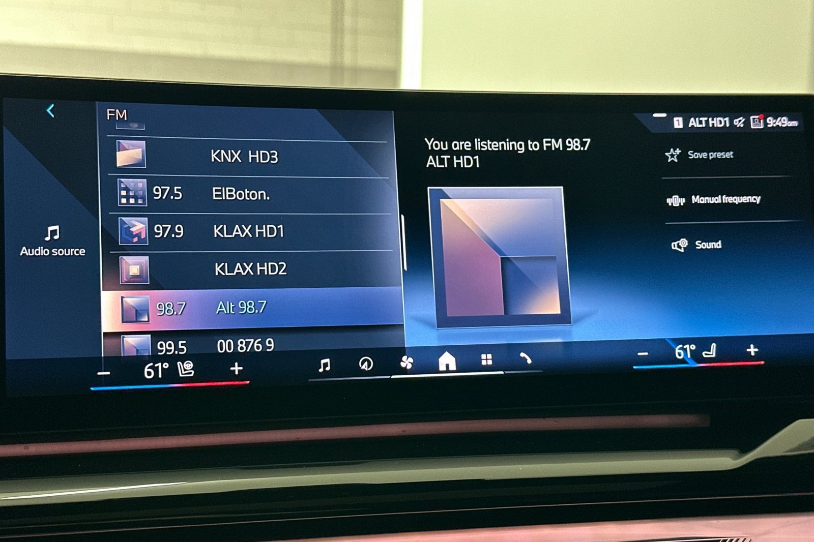 Used 2024 BMW i5 eDrive40i w/ M Sport Package RWD image 23