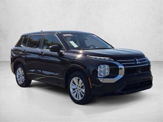 Used 2025 Mitsubishi Outlander ES AWD/4WD video 3