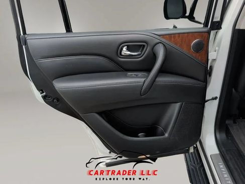 Used 2019 INFINITI QX80 Luxe w/ 22" Wheel Package AWD/4WD image 14