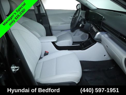 Used 2024 Hyundai Kona Limited AWD/4WD image 38
