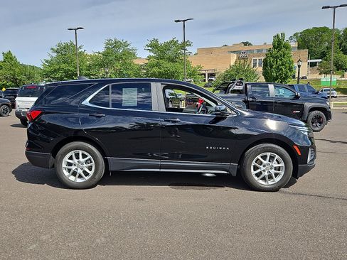 Used 2024 Chevrolet Equinox LT FWD image 7