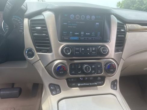 Used 2017 GMC Yukon Denali w/ Open Road Package AWD/4WD image 11