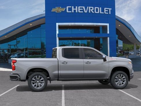 New 2026 Chevrolet Silverado 1500 LT AWD/4WD image 32