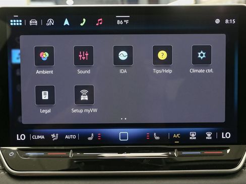 New 2025 Volkswagen Tiguan SE image 18