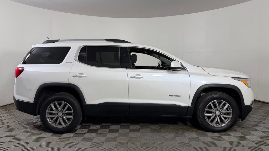 Used 2017 GMC Acadia SLE FWD image 9