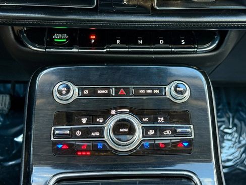 Used 2023 Lincoln Nautilus Reserve w/ Monochromatic Package image 26