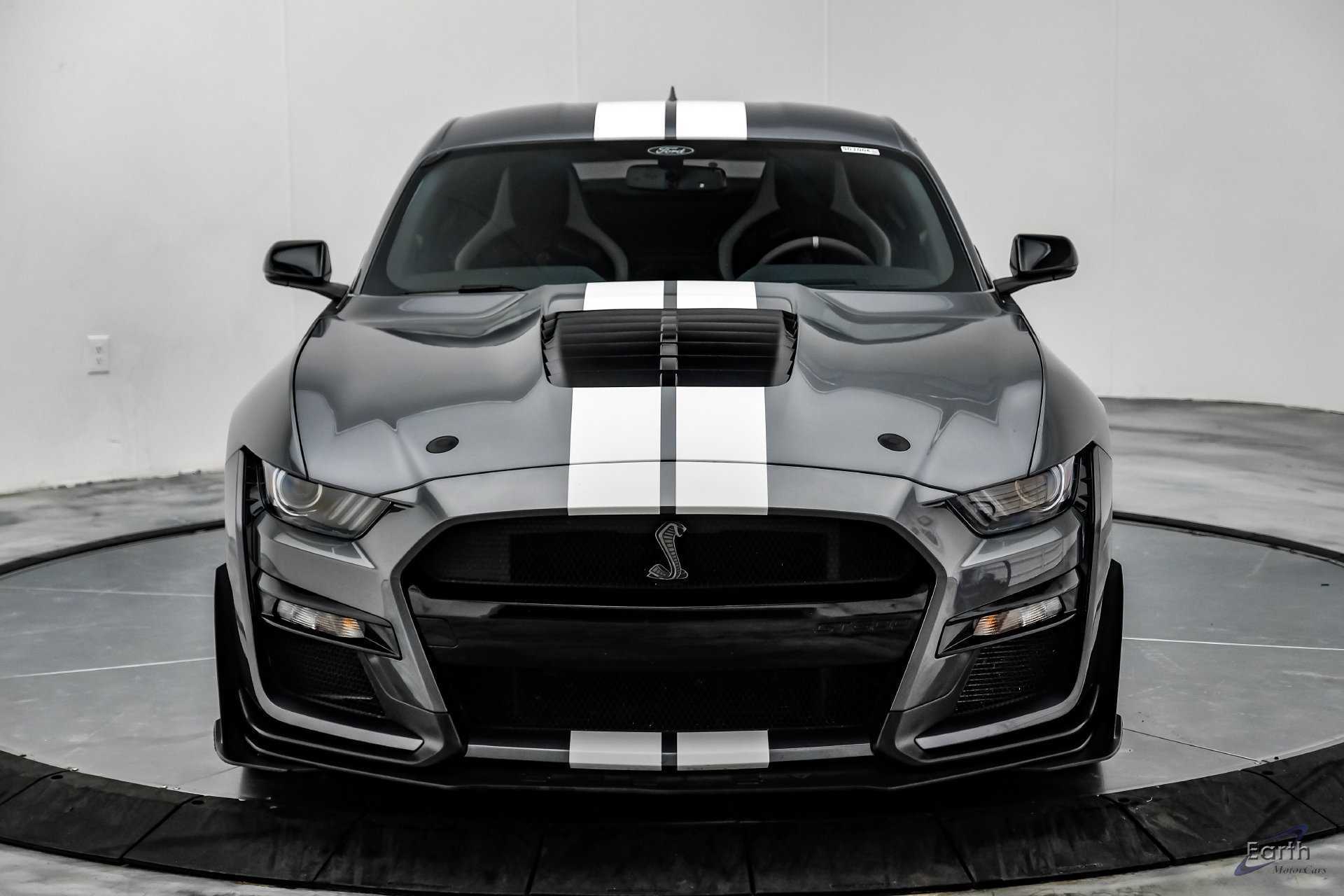 Used 2021 Ford Mustang Shelby GT500 w/ Carbon Fiber Track Pack RWD image 35