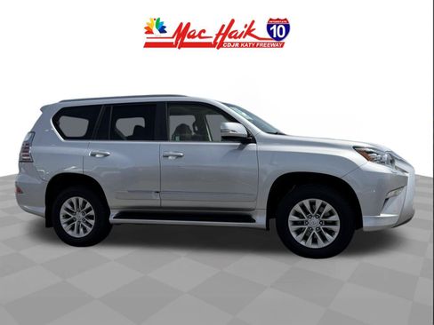 Used 2017 Lexus GX 460 Premium AWD/4WD image 4
