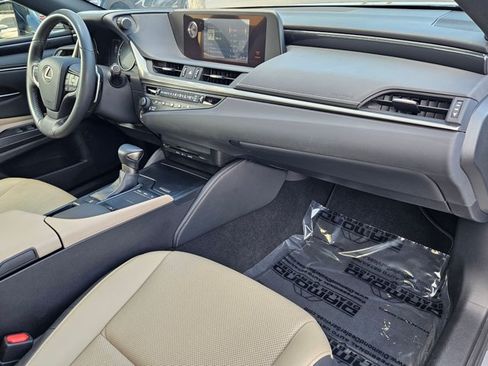 Used 2019 Lexus ES 350 w/ Accessory Package 2 FWD image 21