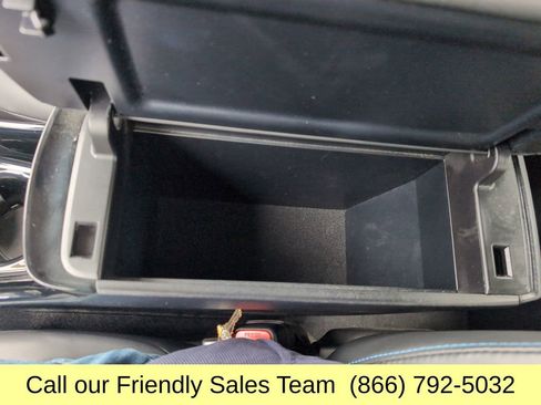 Certified 2017 Toyota Prius Three Touring w/ Carpet Mat Package image 27