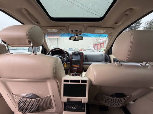 Used 2004 Cadillac SRX V8 w/ Preferred Equipment Group image 25