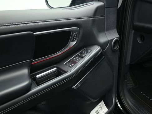 New 2026 Ford Expedition Max Platinum AWD/4WD image 9