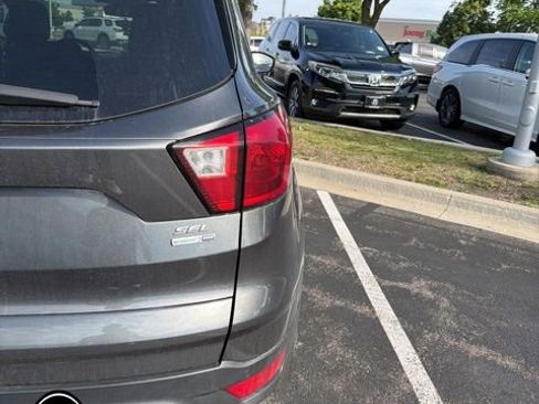Used 2019 Ford Escape SEL AWD/4WD image 6