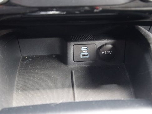 Used 2022 Ford Escape SE AWD/4WD image 24