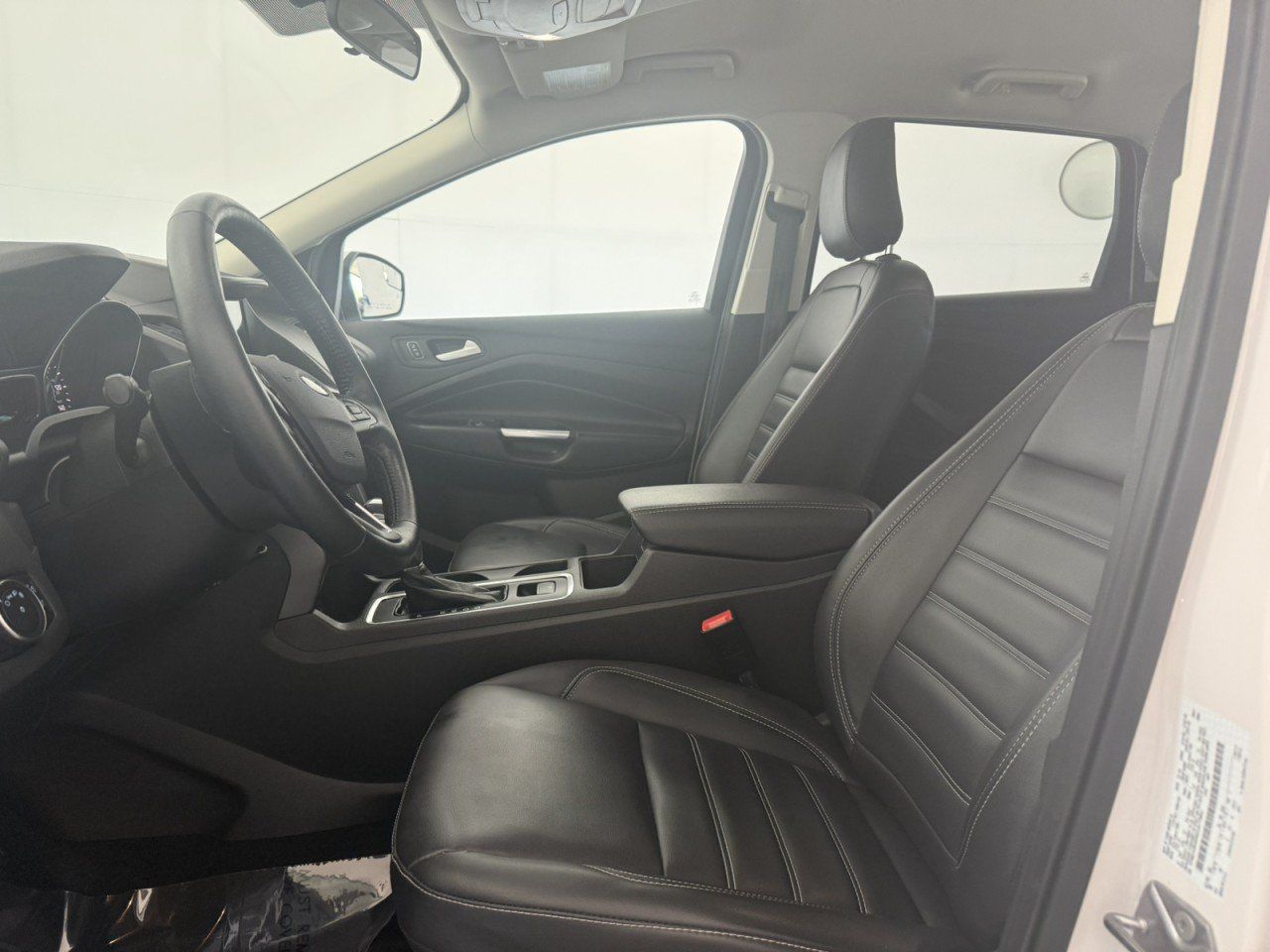 Used 2019 Ford Escape SEL AWD/4WD image 14