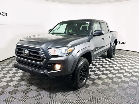 Used 2021 Toyota Tacoma SR5 image 7