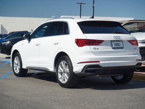 New 2025 Audi Q3 2.0T Premium image 3