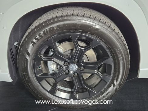 New 2026 Lexus TX 350 AWD image 9