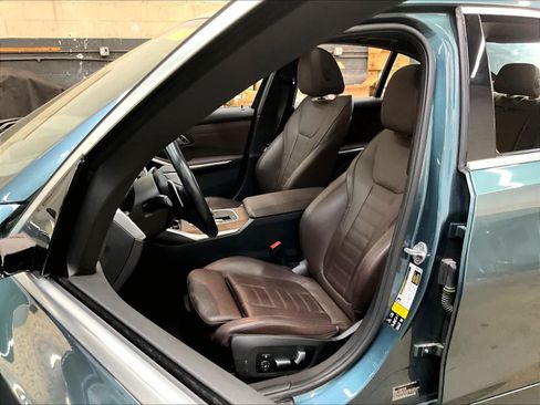 Used 2020 BMW 330i xDrive Sedan w/ Premium Package AWD/4WD image 27