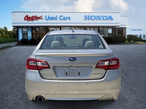 Used 2017 Subaru Legacy 2.5i Limited AWD/4WD image 4