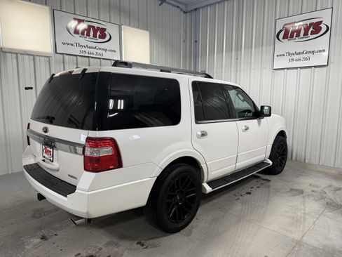 Used 2016 Ford Expedition Limited image 3