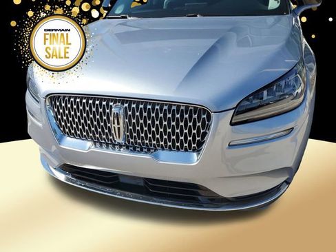 Certified 2022 Lincoln Corsair Reserve w/ Elements Package image 11