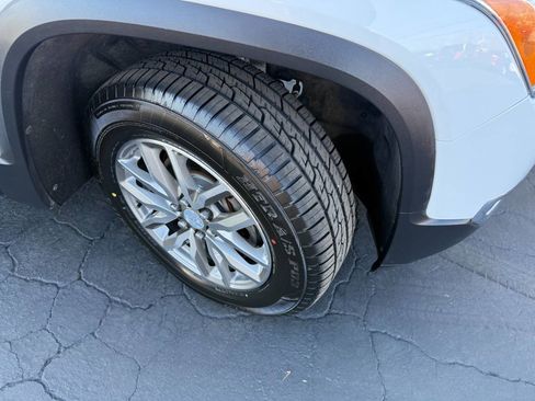 Used 2019 GMC Acadia SLE w/ Driver Alert Package I image 26